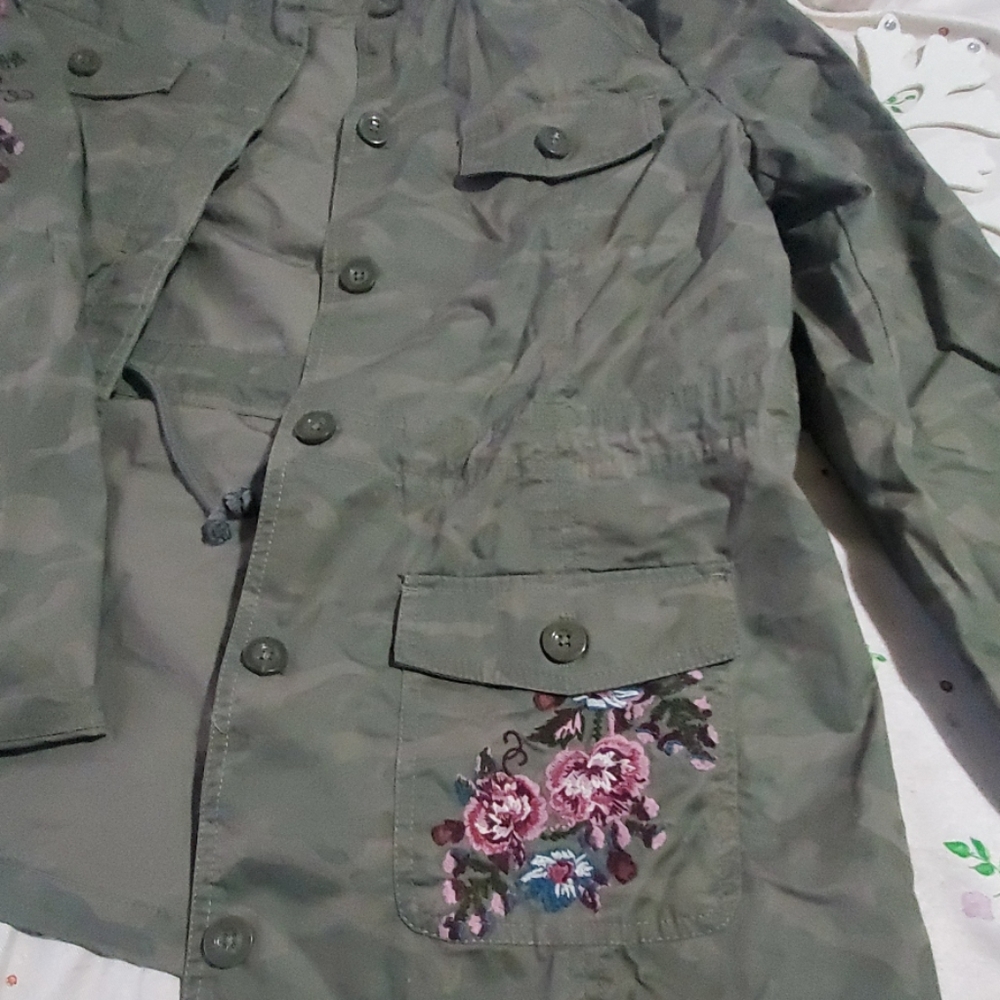 Camo Thin Jacket - image 4